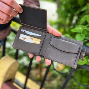 Кожен портфейл Ботев RFID защита  |  Кожени портфейли