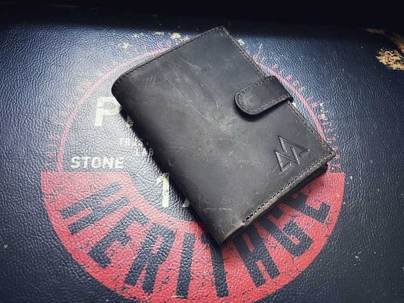 Кожен портфейл Вихрен Vintage с външно закопчаване с RFID защита  |  Кожени портфейли