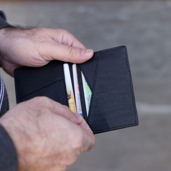 Кожен портфейл Вежен черен с RFID защита  |  Кожени портфейли