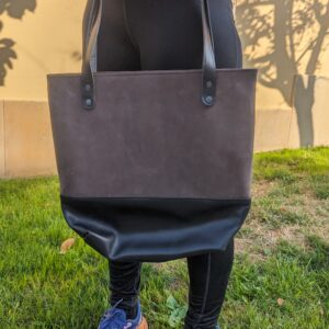 Дамска кожена чанта Момин връх  |  Кожени чанти